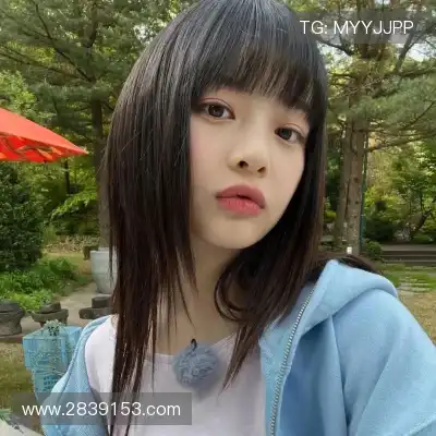 冯秀英霞